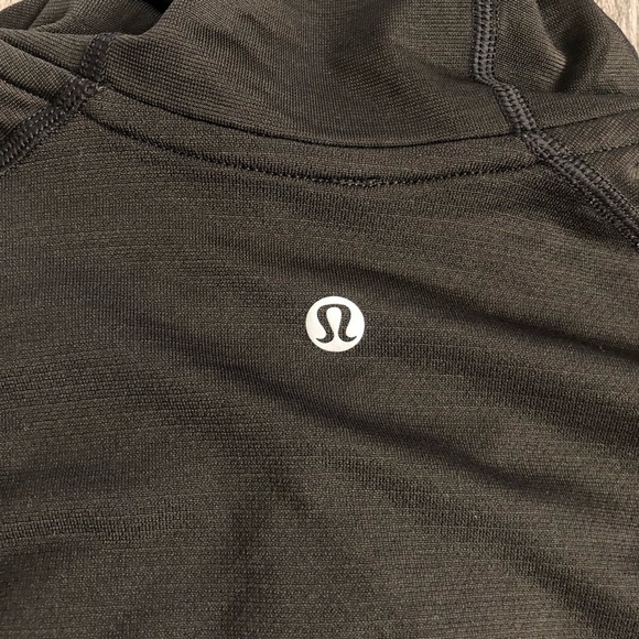 Lululemon Metal Vent Tech Hoodie
Black First Release small - Picture 9 of 12